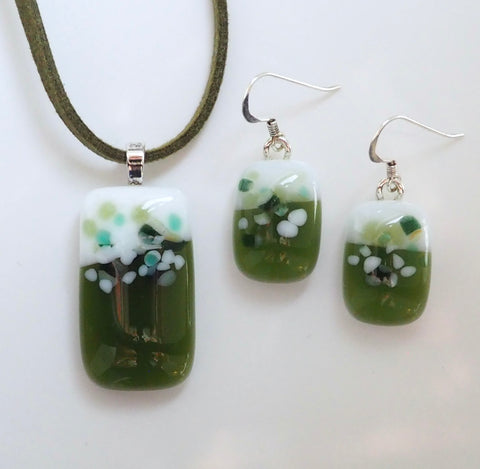 Green and white fused glass pendant and earrings jewellery set