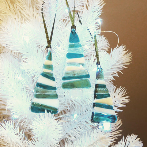 Glass Art - Green And White Christmas Tree Decoration